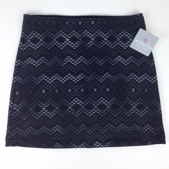 Athleta Dresses & Skirts - Athleta Stretch Skirt